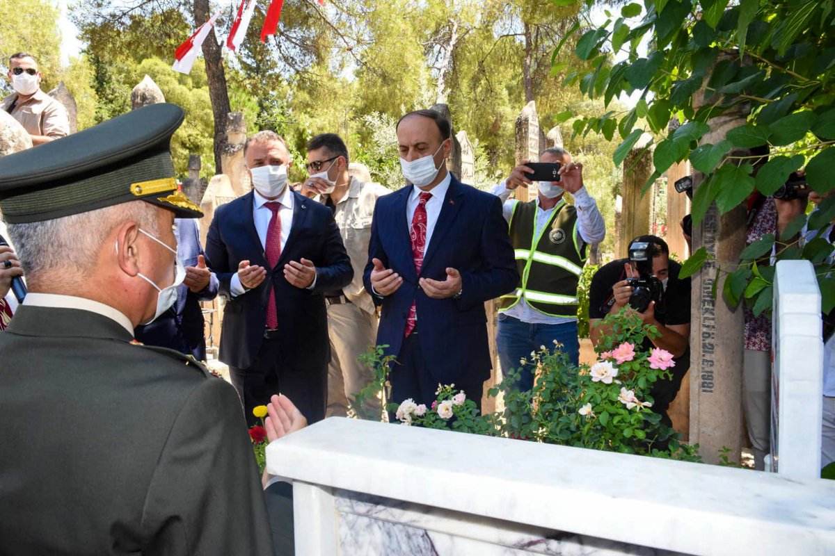 Abdullah_Erin47's tweet photo. #15Temmuz Şehidimiz, hemşehrimiz Mustafa Direkli’nin kabrini ziyaret ederek tüm aziz Şehitlerimizi dualarla andık. https://t.co/d5noMOoe9b