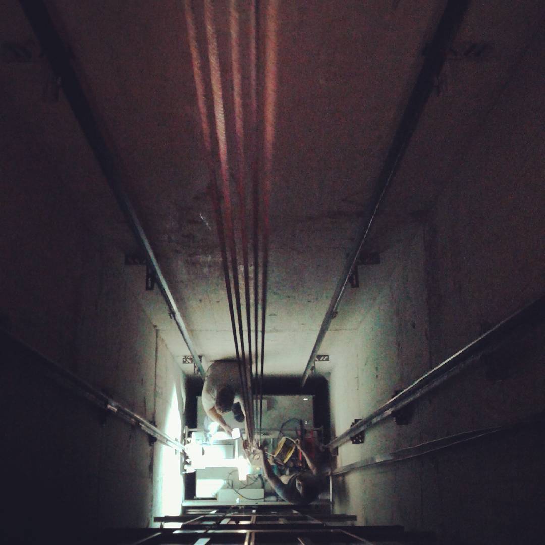 metatronlift_tz's tweet photo. #Mashaalah_Mazrui_lift_Installation Project located in Kariakoo_Amani and Chui street.1750cm ×1700cm dimension pit depth.
#metatronlift
#elevators
#escalators
#service
#maintenance
#spareparts
#moderation
#Discover_the_potential. https://t.co/AWirsVLeqL