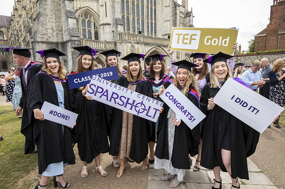 UC_Sparsholt's tweet photo. Today would have been our 2020 Graduation Ceremony at Winchester Cathedral, celebrating the hard work and dedication of our graduates 🎓 🎉
The ceremony may be postponed, but we're so proud of the Class of 2020 for achieving success in these unprecedented times! 💜 https://t.co/TVVviijnSh