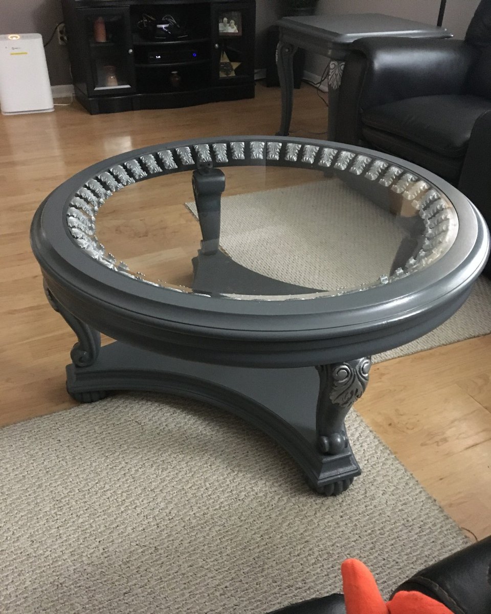 L.D. used gray gel stain from General Finishes on this table. We love the way it turned out!