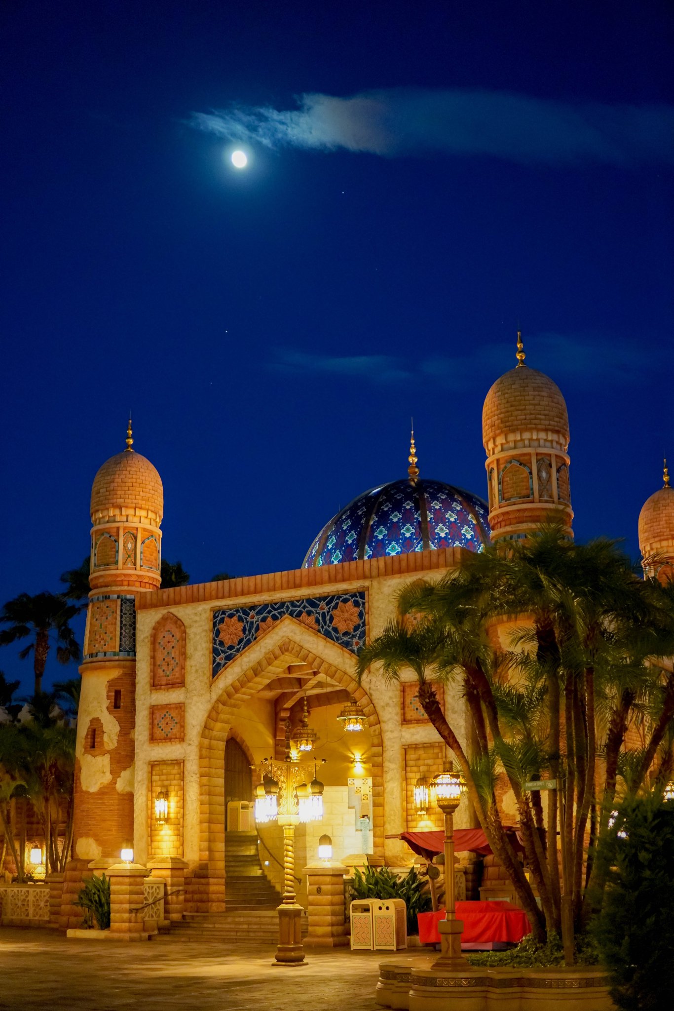 ちぃ D おとつい夜のアラビアンコースト初めて撮ったんだけど 人が居ないってのもあってめちゃ雰囲気ある感じになった ディズニーフォト ディズニーシー アラビアンナイト