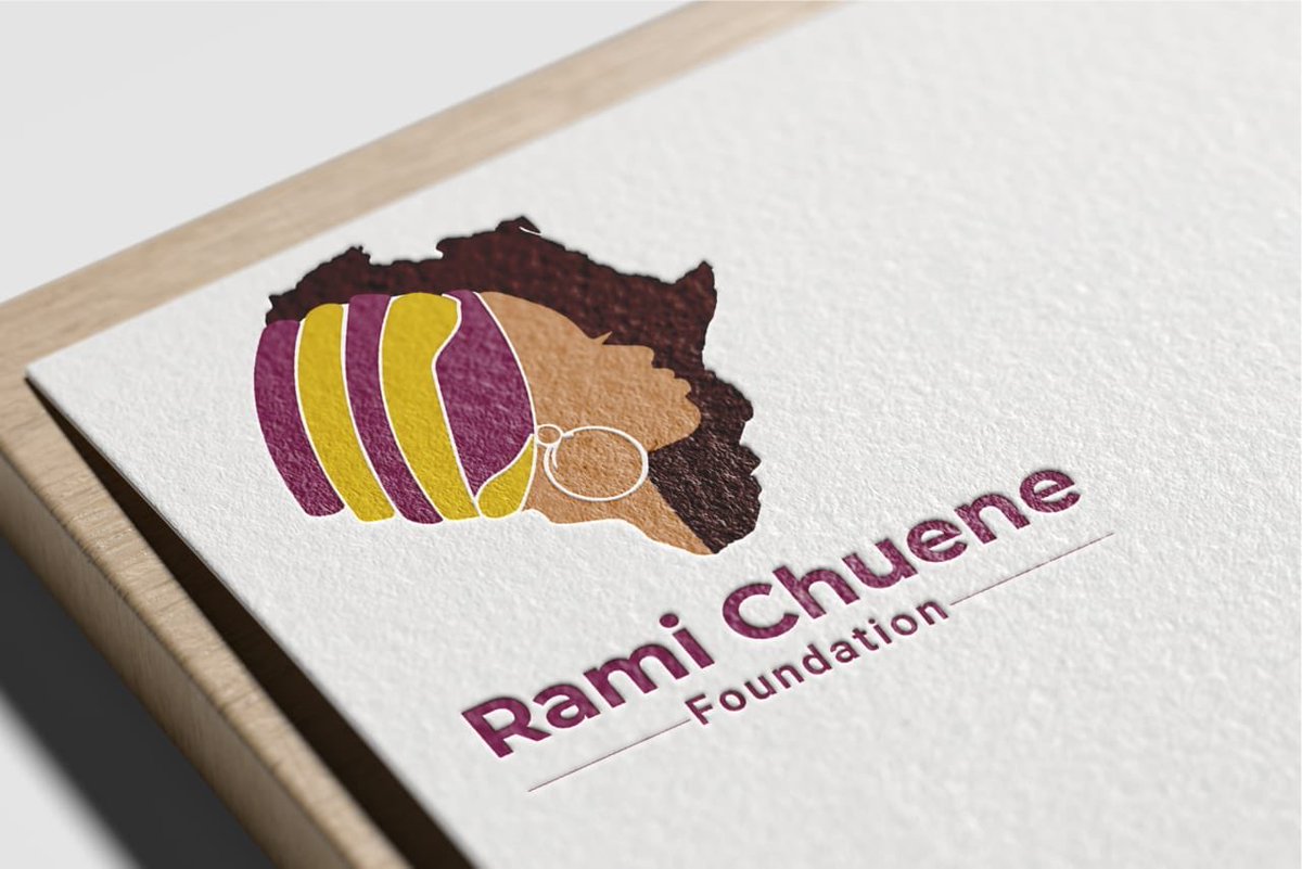 That’s the tweet! 
This is the bloody tweet, this is the damn <a href="/RamiChueneF/">Rami Chuene Foundation</a> initiative by <a href="/ramichuene/">Rami Chuene</a> 
She’s so pretty 😍😍😍
#DoGoodWhereYouAre