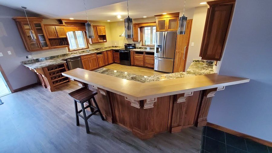 HfxLiving's tweet photo. Wowza! 🤩 Do you want natures art as your countertops!? This is a great stone to pick. Look at this kitchen come alive! #luvingstonehfx 
.
.
.
#stone #natural #countertops #kitchen #renovation #remodel #art #kitchensofinstagram #kitchens_of_insta https://t.co/kNhkRvF9Zo