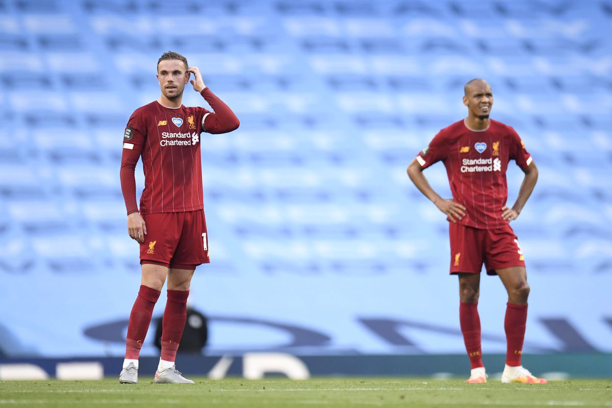 dit_box's tweet image. Late post... The HUGE week continues with a few more shock results. Sheffield leap frog Tottenham, reigniting their European dreams and extinguishing Spurs. Then the former champs teach the new champs a lesson in celebrating too early. #TeachingLessons #SHUTOT #MCILIV #MyPLSummer