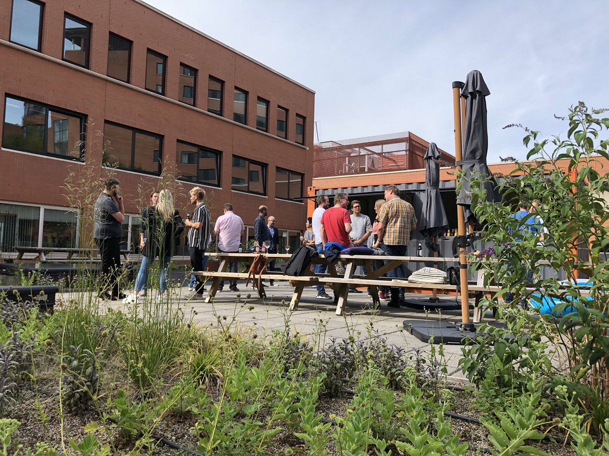 Community drinks on the roof terrace! Welcome to new members that make impact in and from Apollo 14 @HagueInnovators