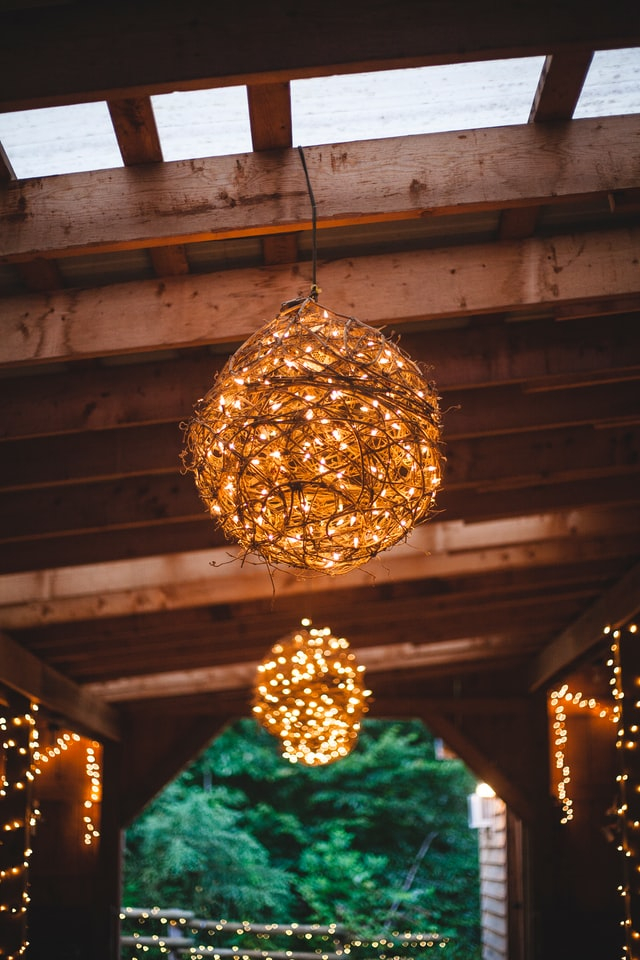 TheRentedEvent's tweet photo. Top Wedding Trend #5 Custom Lighting. Tube lighting to LED bars. What is your favorite? COMMENT BELOW

Follow @therentedevent

#rusticwedding #lightingdesign #lights #instadecor #wedding #southernwedding #southernbride #atlantaweddingplanner #atlantaevents #instawedding https://t.co/fq6bFqfb3l