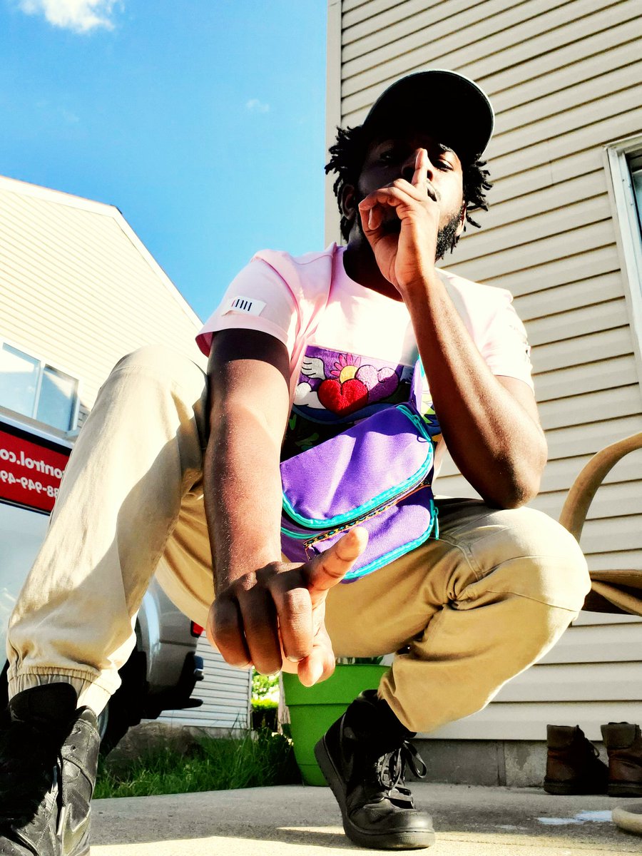 JXVE_'s tweet photo. Show tonight at Therapy Cafe! First shownsince Quarantine https://t.co/NjJabTow8f