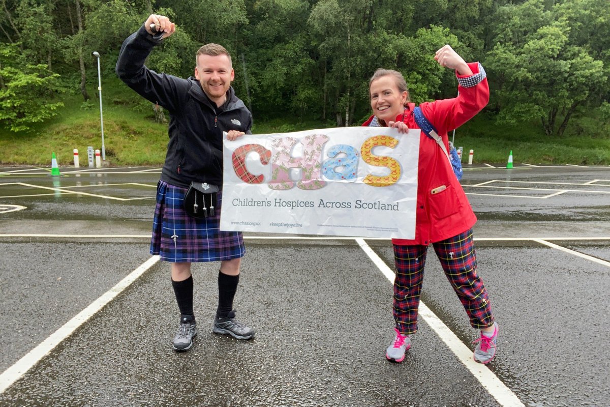 supportCHAS's tweet photo. It's the Dundee Virtual @thekiltwalk this weekend!
Good luck to all our #TeamCHAS Kiltwalkers β have the best time as you don your tartan and walk for children with life-shortening conditions and their families, all across Scotland. β€οΈ https://t.co/CEsME7zZnJ
