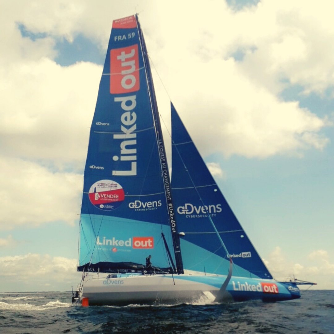 GroupRandstadFR's tweet photo. 🏁Dernière ligne droite pour @ThomasRuyant et son bateau #LinkedOut avant le départ pour la #VendeeArctique ! N’oubliez pas de participer à #LaCourseAuChangement sur @VirtualRegatta pour aider les personnes exclues à retrouver le chemin de l'emploi !
👉https://t.co/petl3rPy5b https://t.co/Gnuy6aZn8R