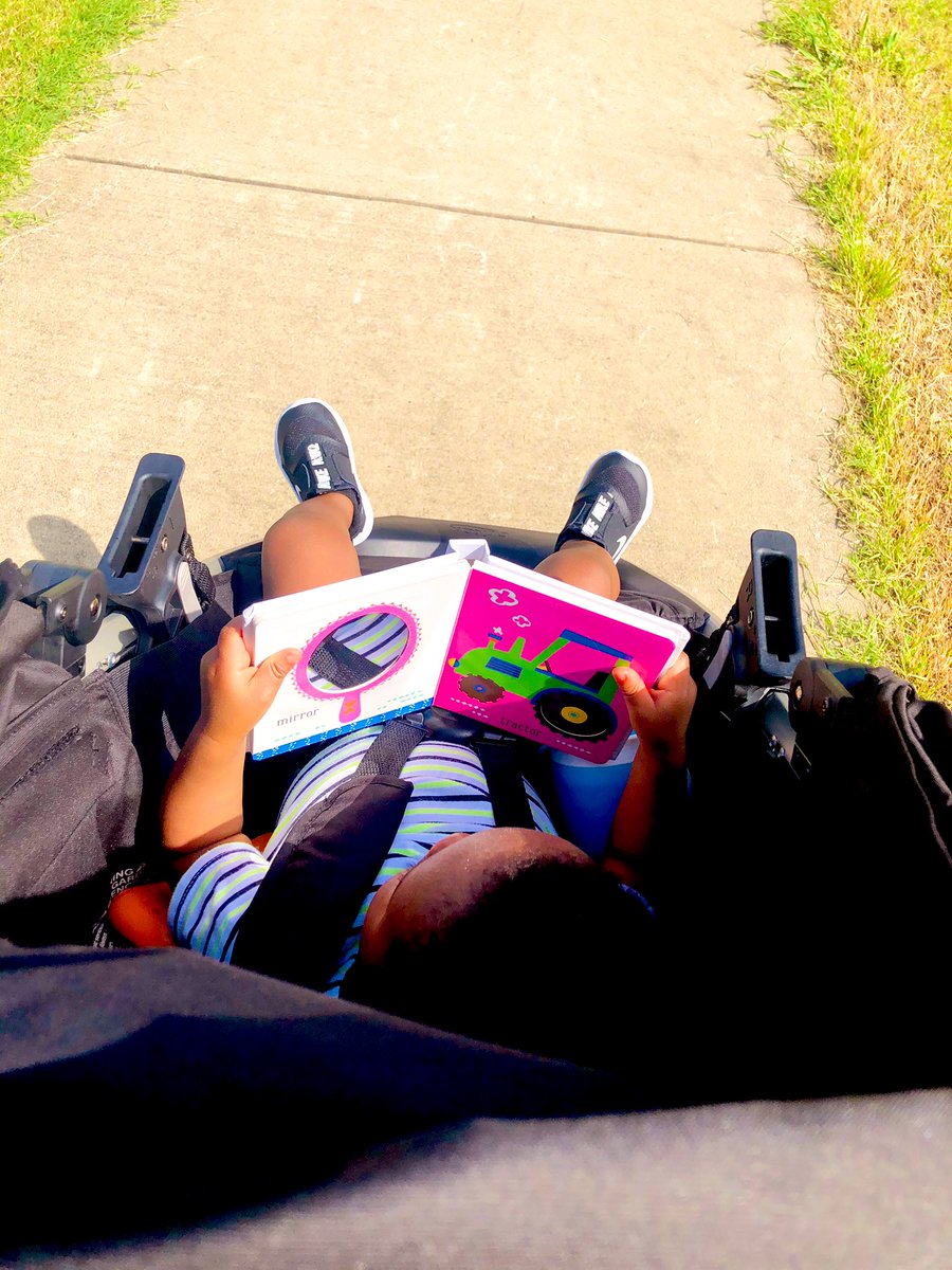DeeJones1231's tweet photo. Strong body๐ช๐ฝ Strong brain๐ง #ReadingWithKross This little one loved reading and touching the pages of #TouchAndFeelFirstWords by #PetiteBoutique And I made up my mind yโall, I want a #SummerBAWDY ๐ https://t.co/a4gjDYbmlb