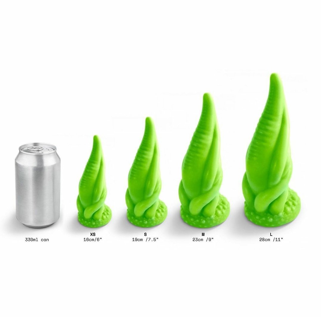 Phreakclub's tweet photo. People often ask for more detail on sizing so we’re working on more context photography to help you choose.
For more detailed sizing info please look at the size guides on the individual product pages! 😇
.
.
.
.
#phreak #fantasytoys #lenea #dildosizes #bigtoys https://t.co/zmoSj0TMqH