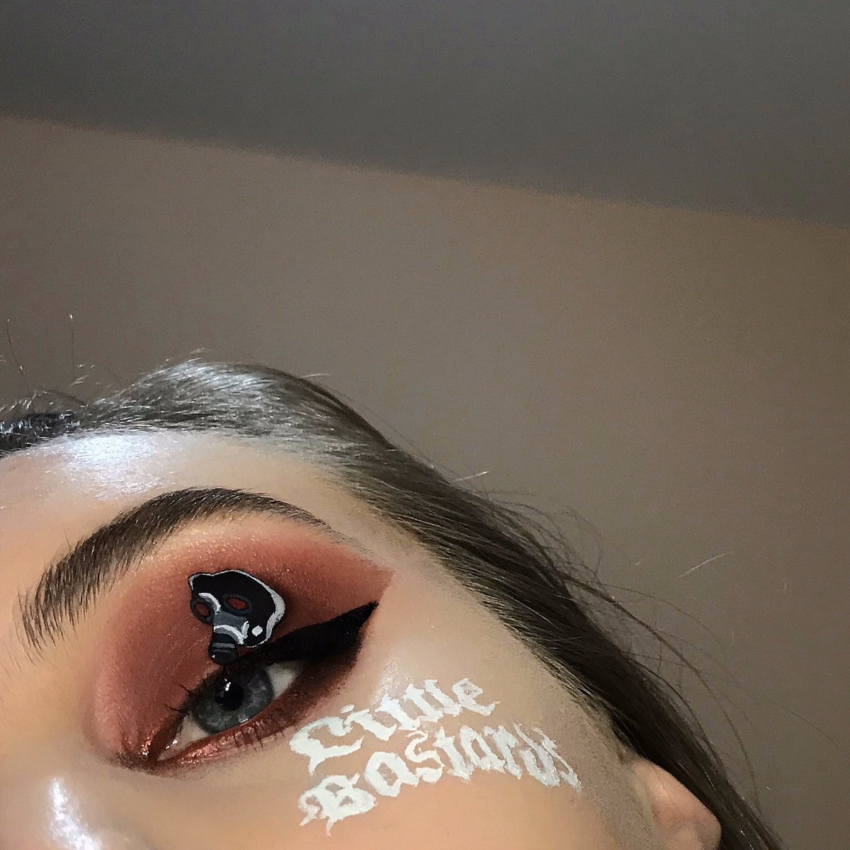 ana_clapsan's tweet photo. #PalayeMakeup
@RemingtonLeith @SebastianDanzig @EmersonBarrett @PalayeRoyale 
🖤 https://t.co/2MUpQT4z9I