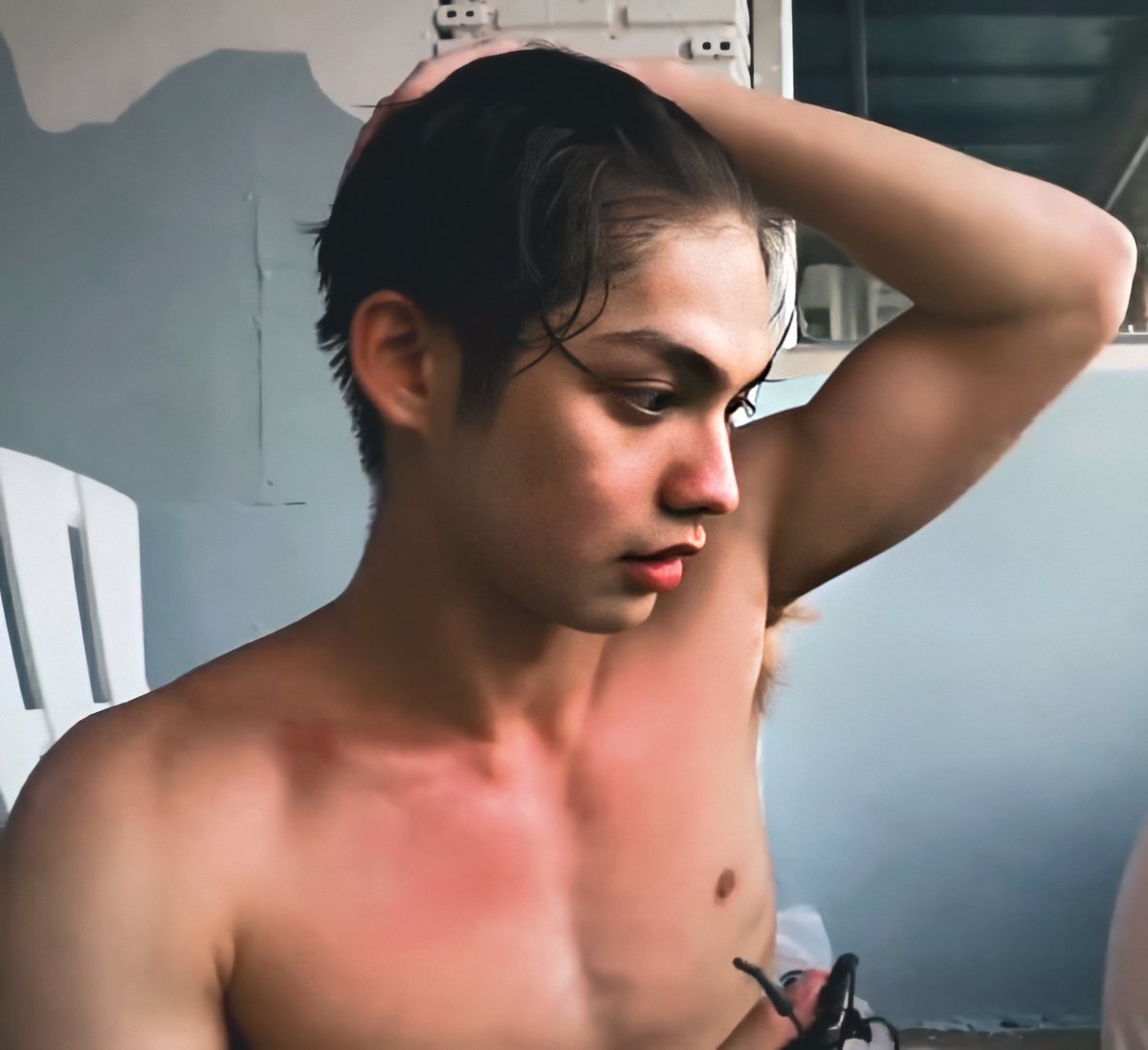 nps__psn's tweet photo. พ่อรูปหล่ออออ หวงตัวบ้างก็ได้
#โตแล้วรีรันEP11 #bbrightvc https://t.co/23kcUS0eaP