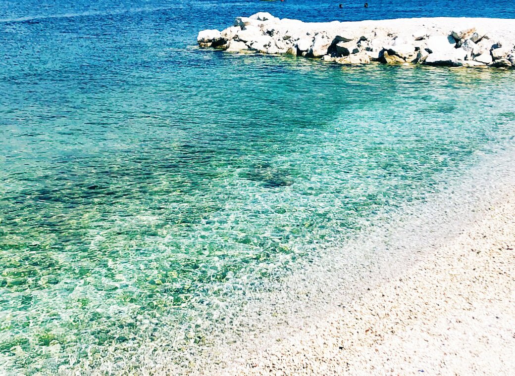 ArabaFenice1078's tweet photo. Di fronte al mare, la felicità é un’idea semplice.
#3luglio #Sea #TheTaleOfMe https://t.co/1Rk7suoquR