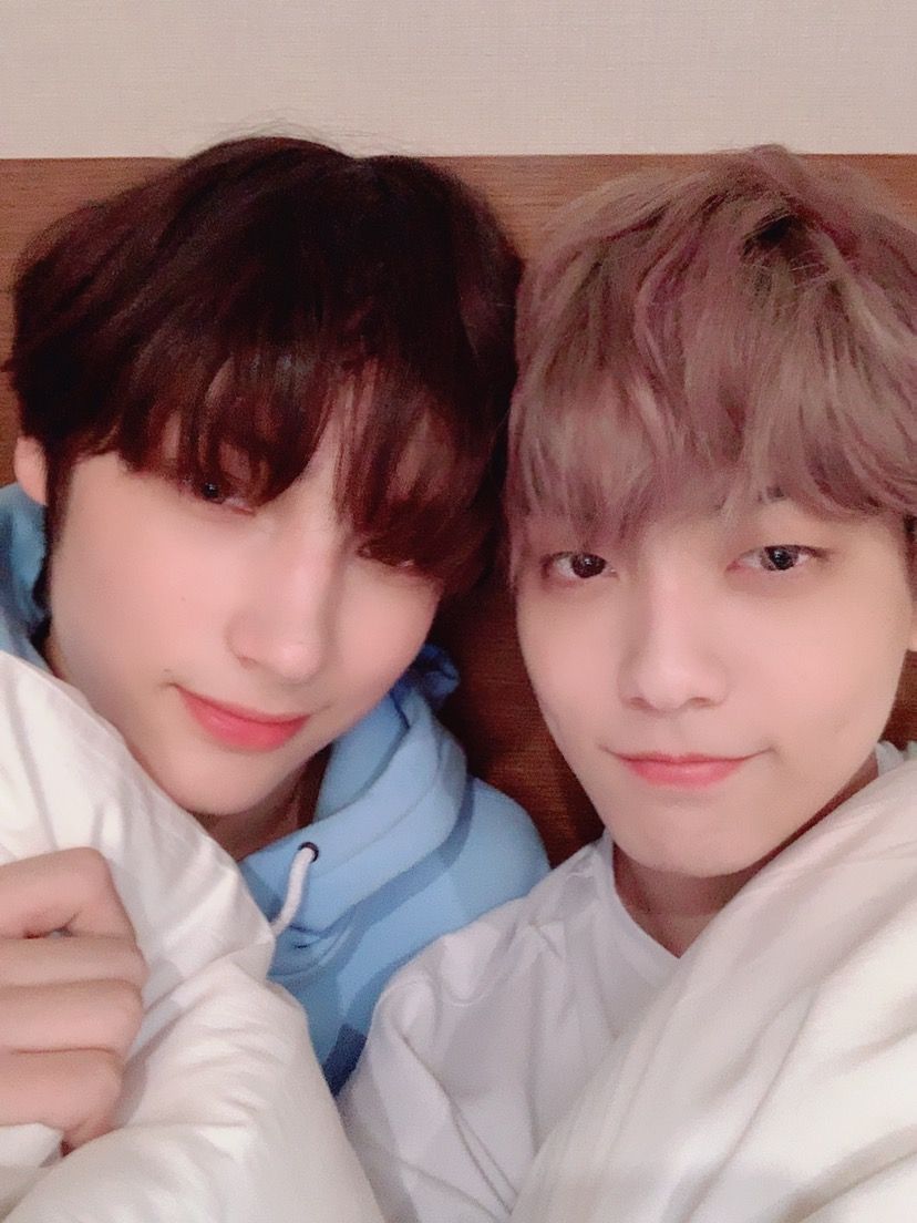 mochi2001_'s tweet photo. Sookai selca😭😍
@TXT_members https://t.co/1ZoOhyUEnR