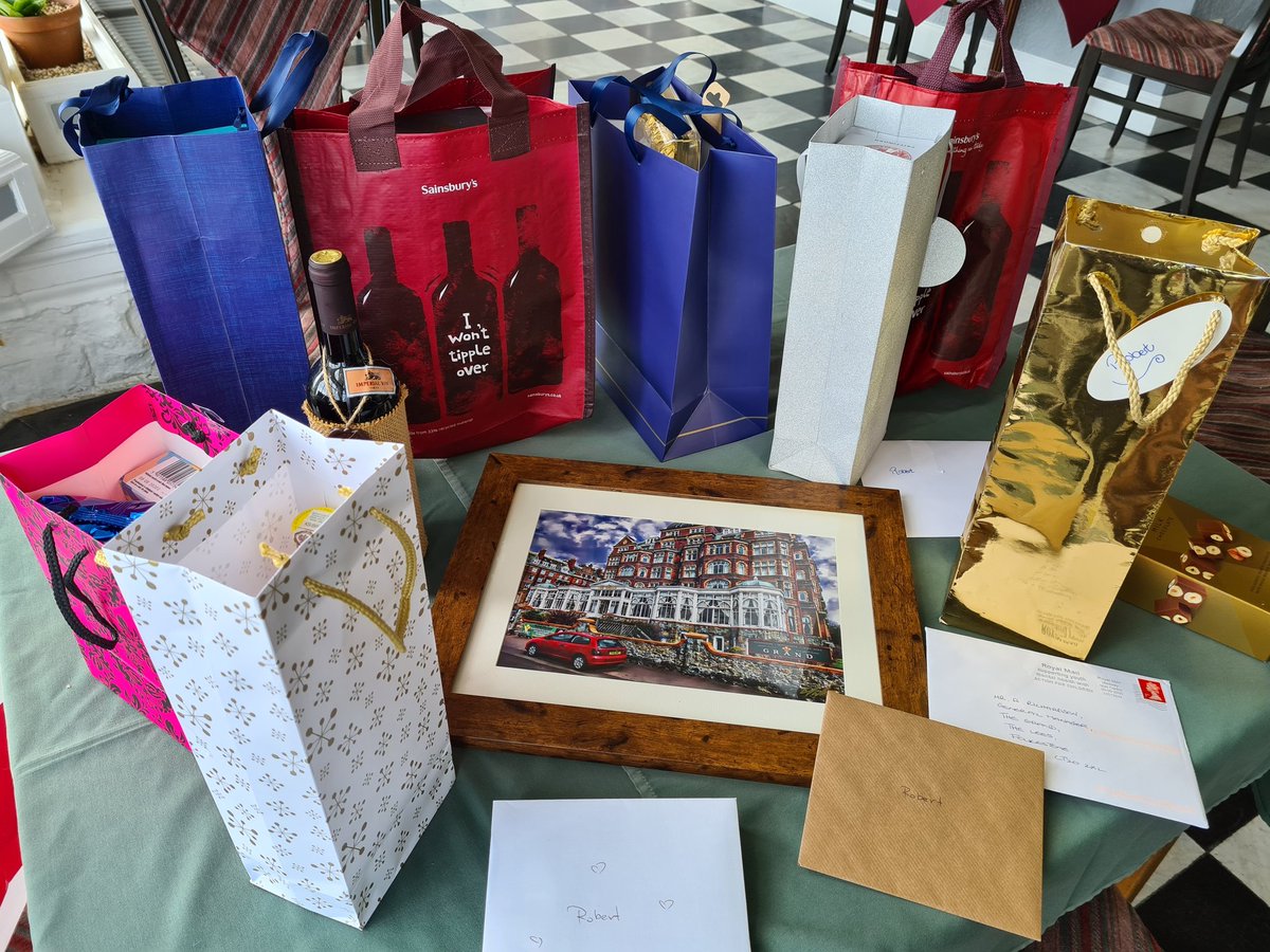 RBWR's tweet photo. And that's a wrap on my time as General Manager of The Grand. Thank you to my amazing team for everything over the years; and thank you for spoiling me today! I will miss you more than I can say. Thank you also @FHExpress for your kind words in this weeks newspaper. #TheEnd https://t.co/Nb4e9XQdX0