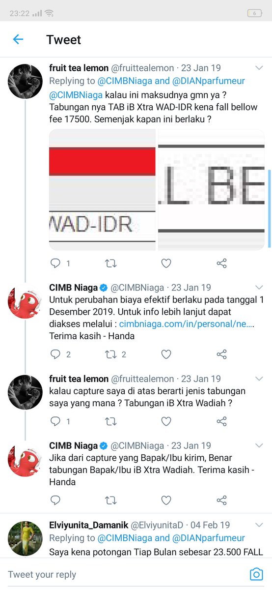 Afindaputri's tweet photo. @CIMBNiaga saya check skrg ada Fall below fee charge, selama saya pakai CIMB niaga for many years, blm pernah ada Fall Below Fee. Tadi saya call CS 14041, infonya ini berlaku sejak pembukaan AWAL, sementara disini berlaku Juni 2019. Pls clarify https://t.co/EwZ90lLRQf