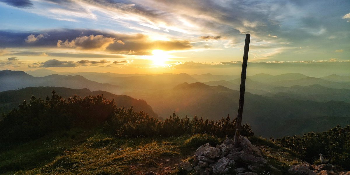 trailbeard's tweet photo. What are you up to this weekend? ๐๐ป
.
.
.
#BOAFitSystem #GetDialedIn #GetDialedInside #BOATrailTeam #Trailrunning #Ultratrail #lifeworktrailbalance #runningisdopingenough #weekendvibes https://t.co/4120BFwgVK