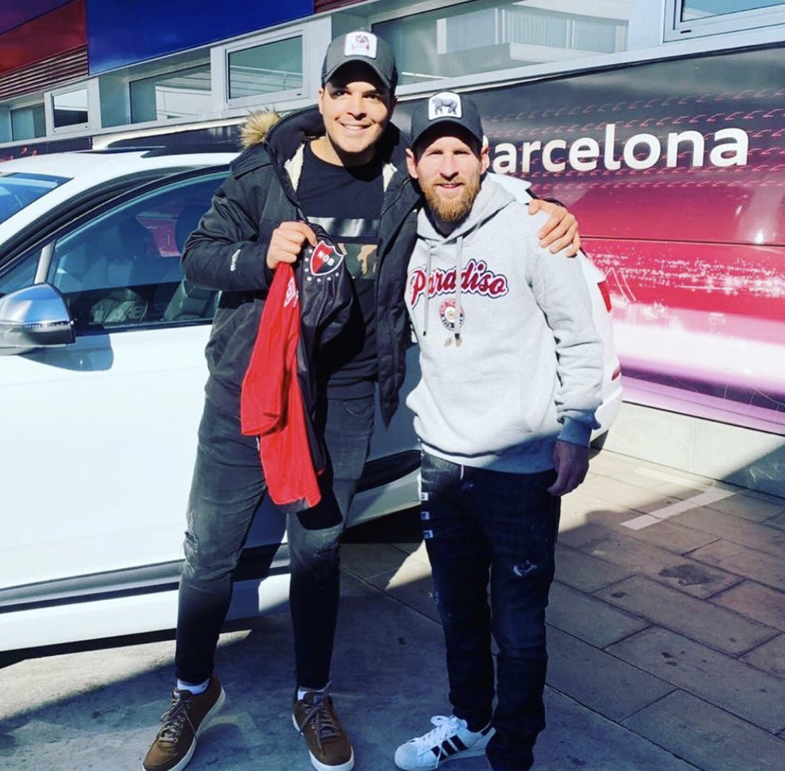 fotoconmessi's tweet photo. 📺 VIVO con Eliel Cohen Sabban
⏰ 11.30 ARG 🇦🇷
⏰ 16.30 ESP 🇪🇸 

Seguilo acá 👇🏻
https://t.co/eWlX6Ttaf6 https://t.co/Z5zHeZg1JF