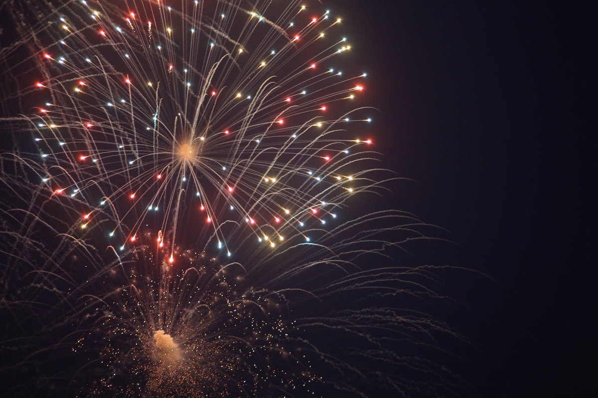 BaderCompanies's tweet image. Wishing you a fun and safe 4th of July weekend! ✨
#StevenScottLife
