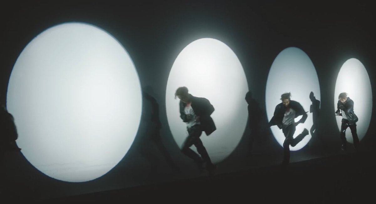 mymamer's tweet photo. Sik-K // TELL YA!, DARLING (feat. Crush) Short Film https://t.co/3pX9zCAWtb
