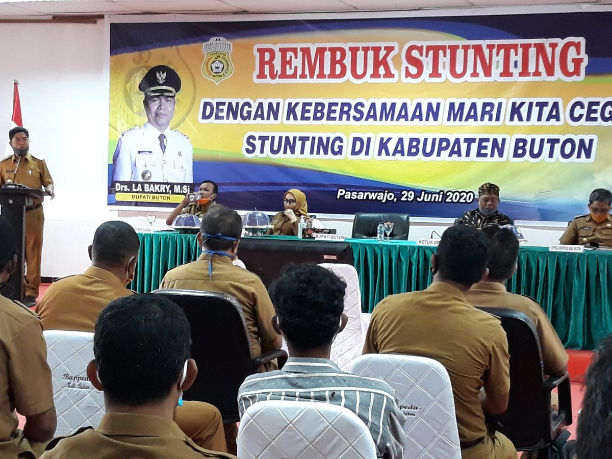 P3mdButon's tweet photo. Rembuk Stunting Kab.Buton tahun 2020 dibuka langsung oleh Bupati Buton https://t.co/1lAE9xxOv6 BAKRY, https://t.co/hdrF5b58Up https://t.co/d4dDSKtNI7