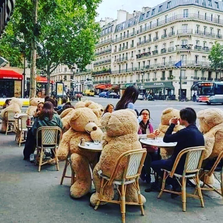 Love this social distancing in Paris. Why not have a fancy dress ceremony? With a celebrant It's your day, your way!
 #love #leedscelebrant #yorkshirecelebrant #celebrant #yorkshirewedding #yorkshireweddings #yorkshirebride #2020bride #2021bride #2022bride #cosplaywedding