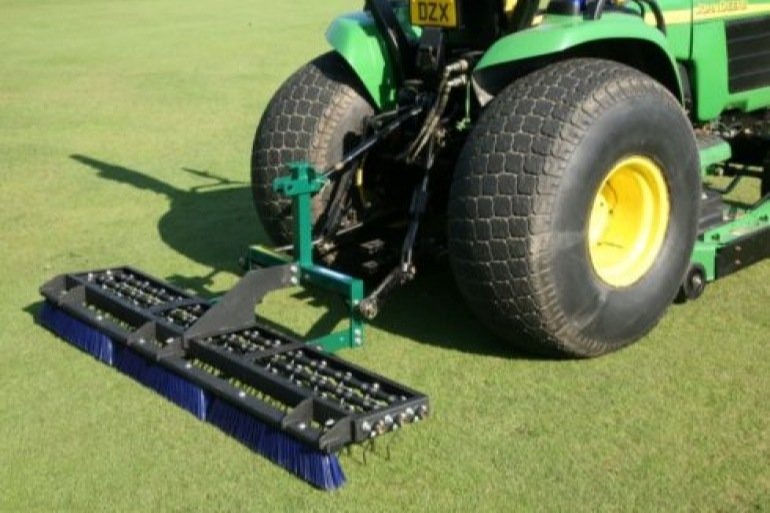GreenTekGroup's tweet photo. NEW 12’ WIDE FAIRWAY GROOMER ATTACHMENT FOR SPORTSPITCHES AND FAIRWAYS

https://t.co/iDEtkK4apt - contact us for more information or to arrange a demonstration!

#greentek #fairwaygroomer #perfectturf #dethatching #raking 

Video: https://t.co/tHeOoyEKUe https://t.co/IxvGntMf4H