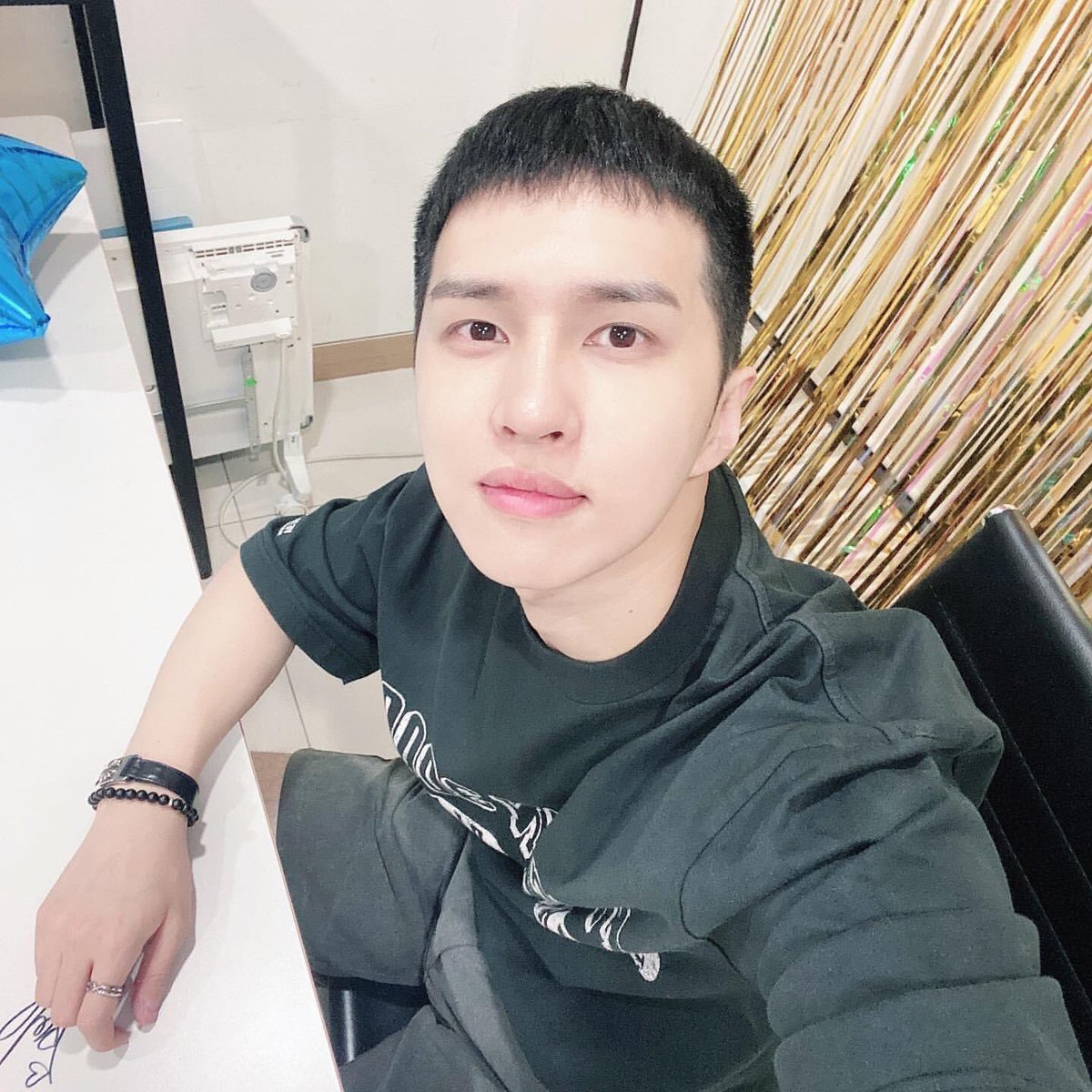 VixxKenTH's tweet photo. [IG Update] 200702 VIXX KEN @ IG : keken_0406 เคนจะเข้ากรมในวันที่ 6 ก.ค. นี้แล้วนะคะ 

https://t.co/Md51xvjMLK

#VixxKenTH https://t.co/eePGvFj0FD
