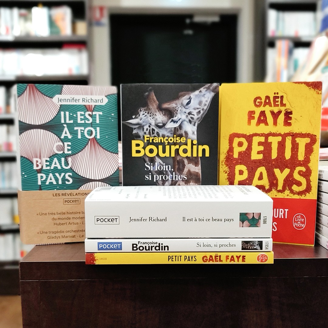 EyrollesLib's tweet image. [VENDREDI LECTURE] Une petite #TrancheDeLectures ?
 &quot;Il est à toi ce beau pays
 Si loin, si proches / Petit Pays&quot;
 
Les romans de Jennifer Richard, Françoise Bourdin et  @GaelFaye sont à la #LibrairieEyrolles !

#Litterature #LivresDePoche
@livredepoche 
@Pocket_Editions