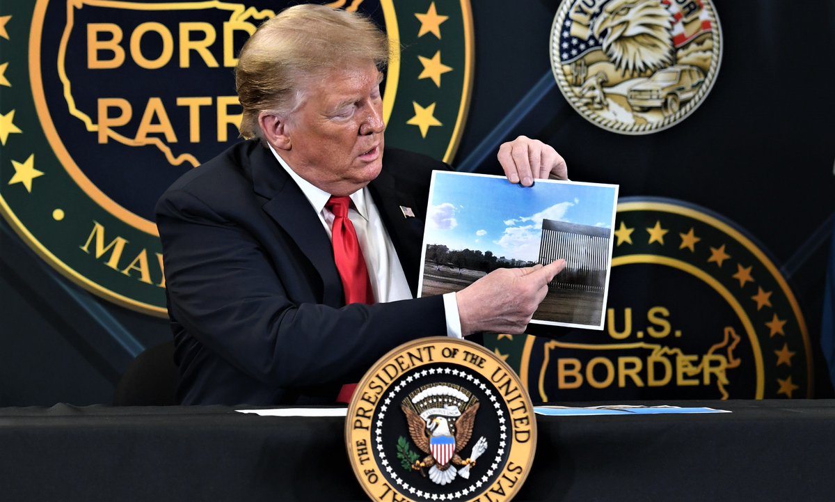 ABCMundial's tweet photo. El #MuroVirtual de #Trump: #EEUU 🇺🇸 aplicará inteligencia artificial para detectar el paso #ilegal en la #frontera con #México 🇲🇽
@ABCMundial @GavioliJorge
https://t.co/1sNGhUaACe https://t.co/pRgypTcpcL