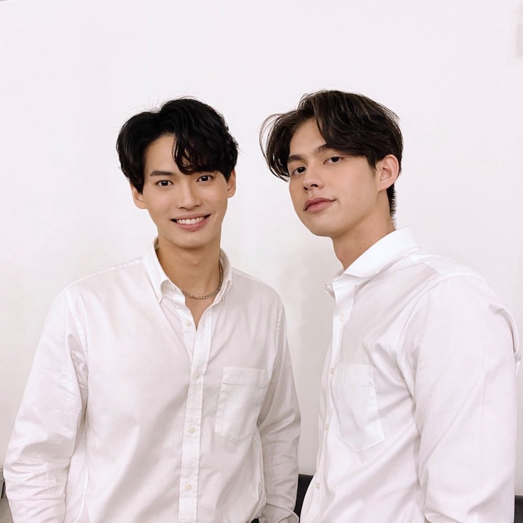 FlowerProtecti2's tweet image. In the name of #BrightWin, we participated in three charitable projects to spread love to the world.We have planted 1,000 trees,donated 520 lunches to the children in impoverished areas and help people stricken by COVID-19 in Thailand.
 #MamacupxBrightWin 
@bbrightvc @winmetawin