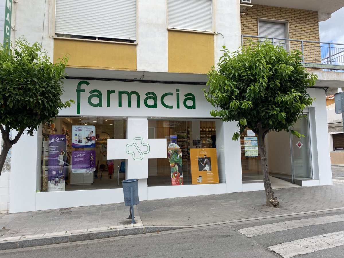 RotulosStudio's tweet image. Espectacular el cambio de concepto de la fachada de la FARMACIA SANTISIMO de Motril.
#revestimientofachadas
#compositealuminio
#fachadasfarmacias
#rotulosgranada
#rotulosstudio