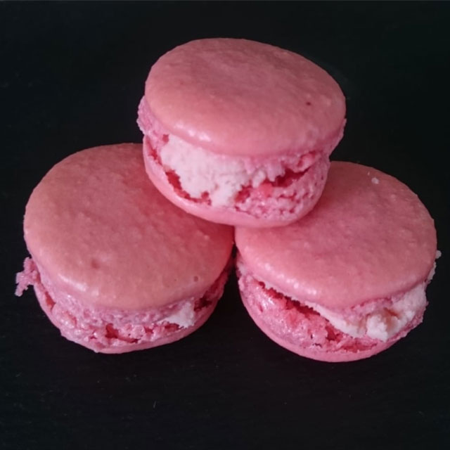 LPaGFoodie's tweet photo. Want to learn how to make macarons or Madeleines? Here's how: https://t.co/LDhEKFnMGq

#macaron #madeleine #baking #online #class #learnhow #homebaking #bakingathome #French  #Food  #Foodie https://t.co/pz0gpNNUh8