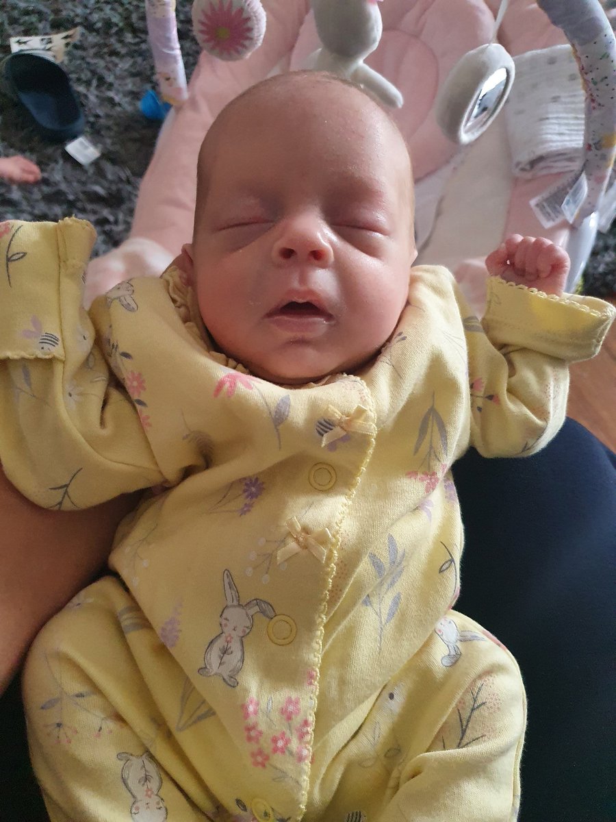 Lfoxee27's tweet photo. My darling little granddaughter, 7 weeks I had to wait for a cuddle! She's the most beautiful and precious little angel 😍🥰 https://t.co/Mm5YSp1Ld5