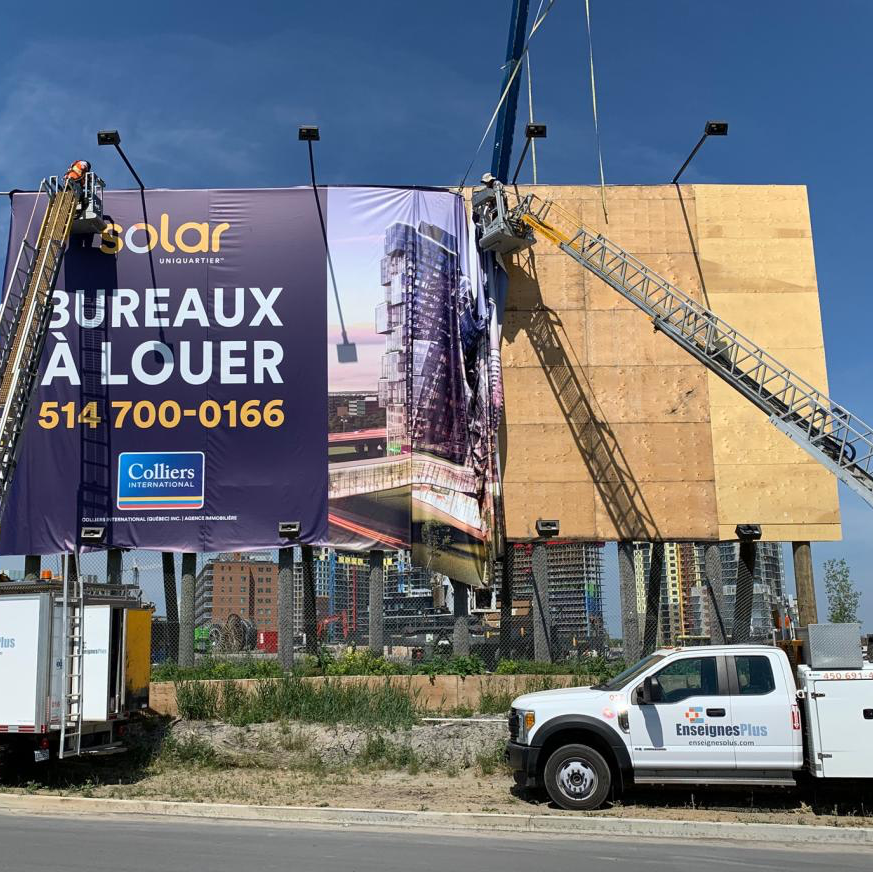_AQIE_'s tweet photo. Les professionnels de l’immobilier font affaire avec des professionnels de l’ AQIE, pour un résultat à la ''hauteur'' de leur projet ! Communiquez avec un membre de votre région pour un résultat optimal de votre projet d'affichage.#sign#largeformatprinting#branding https://t.co/hl9IrTiaQ6