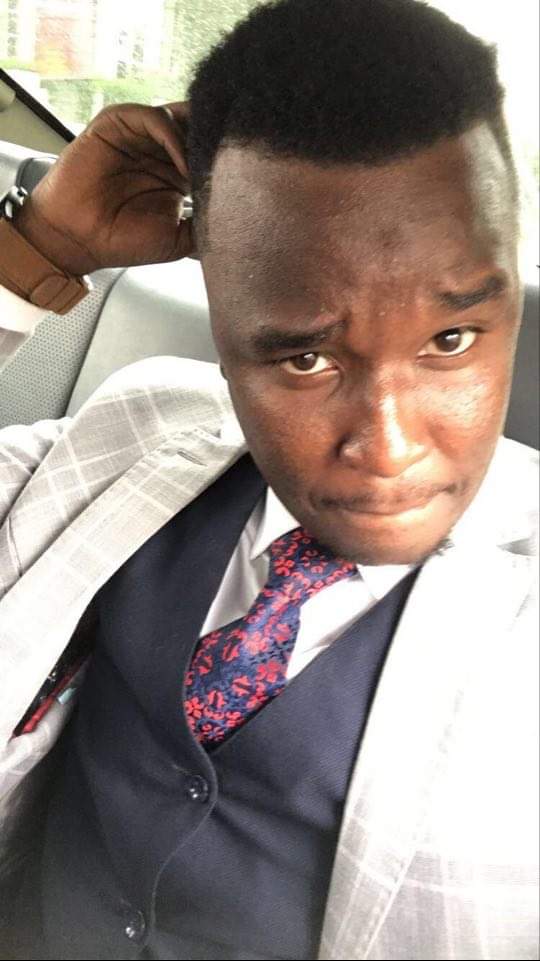 BashaWilly's tweet photo. Flag.                           Face. https://t.co/PkFGmJeX9y