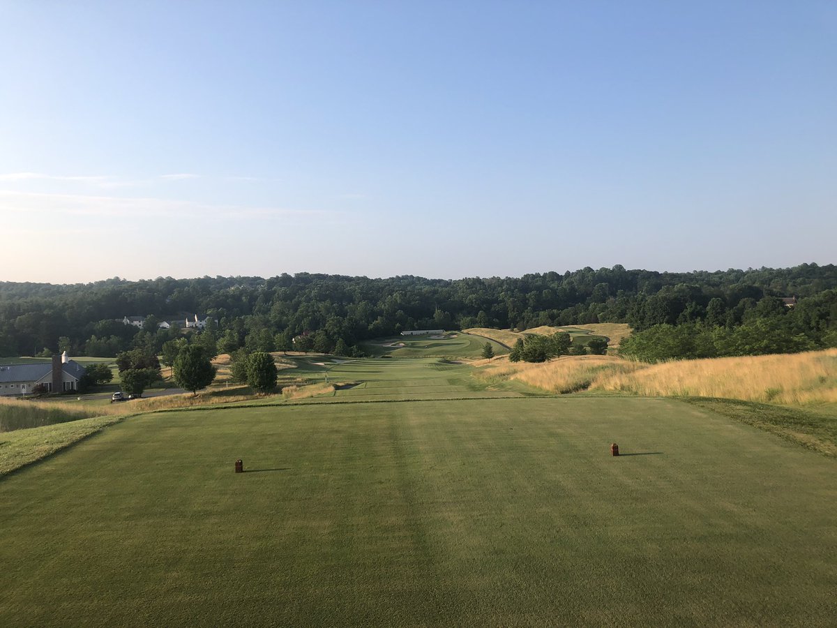 alangfitz's tweet photo. It’s hot and dry but all that means is the course @LedgeRockGC will be firm and fast for next weeks @GAofPhilly Brewer Cup.
#gratuitouslookinggoodpics #golfcoursemaintenance #greenkeeping
#brewercup
#gapgolf https://t.co/nZRxZr5C5C