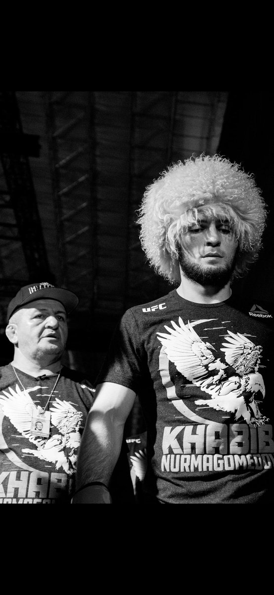 الحمدلله القائل: "كل من عليها فان ويبقى وجه ربك ذو الجلال والإكرام".

أسأل الله أن يتغمد الفقيد بواسع رحمته، وأن يرزق قلوبكم المؤمنة بقضاء الله وقدره الصبر والسلوان رغم بالغ الحزن والأسى، وأن يجمعنا بأحبابنا في جنات النعيم.

إنا جميعاً لله، وإنا إليه راجعون.