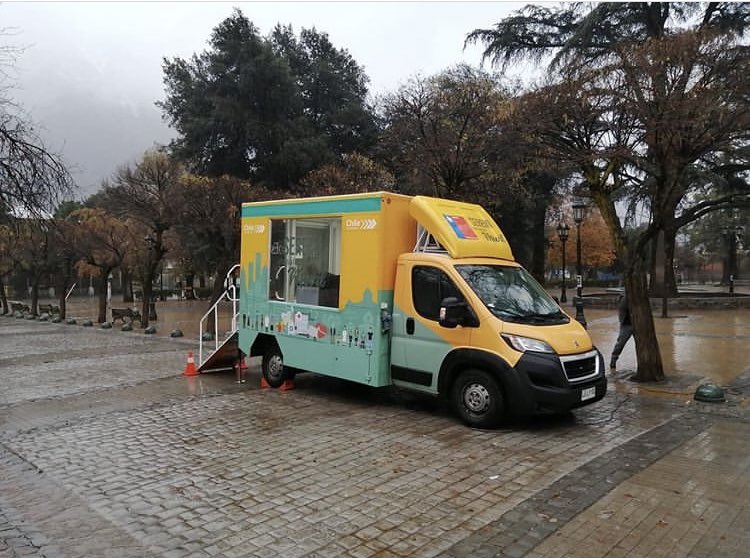 MuniSJdeMaipo's tweet photo. HOY || En nuestra Plaza de Armas a partir de las 9:30 hrs hasta las 14:30 hrs estará el #CompinMóvil 📄📄🚐🚐 para resolver todas tus dudas por las licencias médicas.
#CuidémonosEntreTodos https://t.co/pXEEsk3MYl