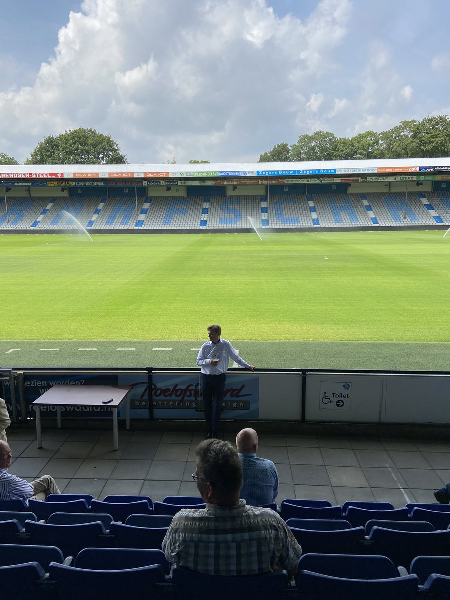 H.M. Ostendorp tweet media