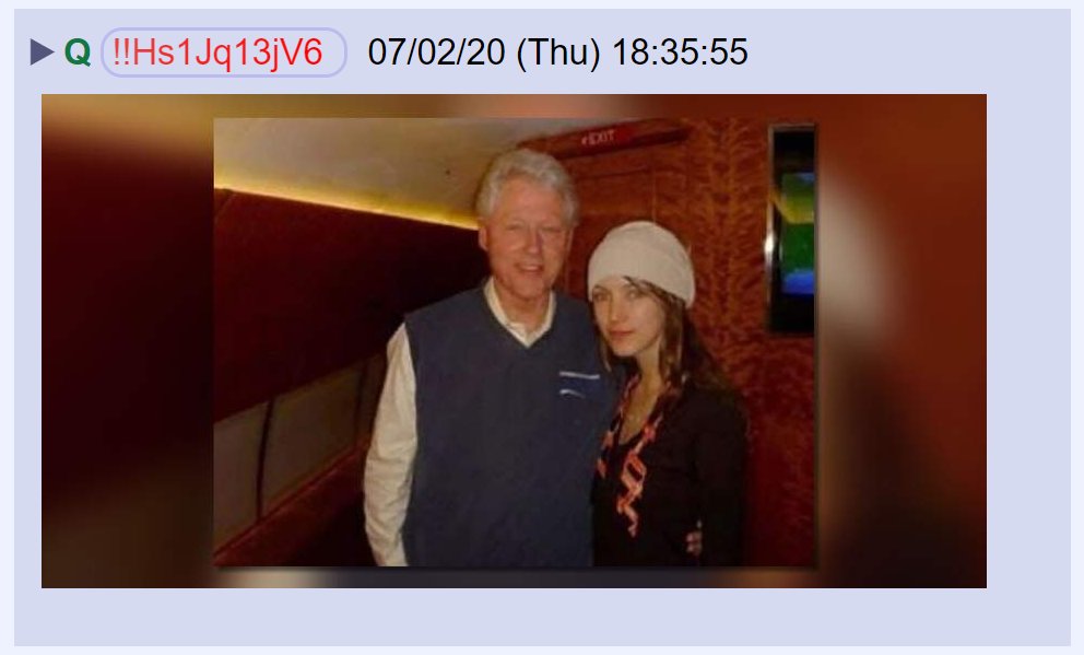 15) Rachel Chandler is pictured with Bill Clinton.