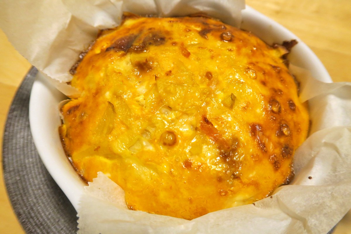 かまこやもり ﾌｨﾅﾝｼｪﾔｸｻﾞ 雲形ひじき On Twitter じゃがいも入りハムチーズオムレツ マヨケチャップコンソメというお子様な味付けでピザ用チーズが強化される お弁当にもよさそうだけど残せないな 芋は2年熟成メークイン