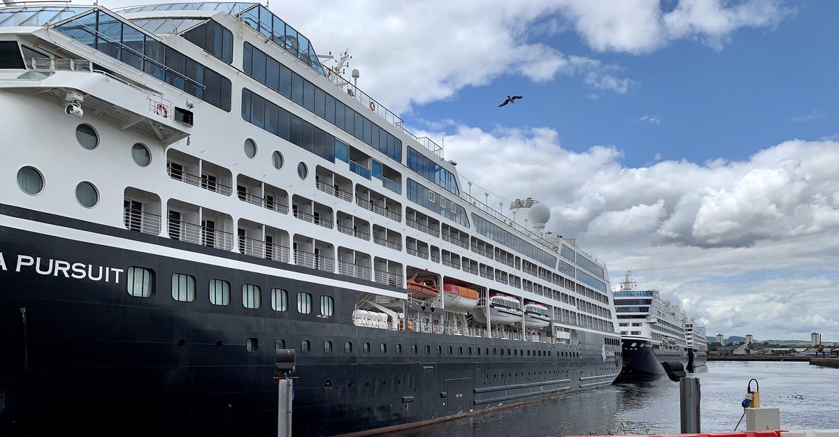 #CruiseDirector Tony made his way to #Glasgow to see his home & the 3 sisters awaiting an end to #COVIDー19 and a return to #cruising as well as the wonderful #crew taking care of our ships #WeWillReturn