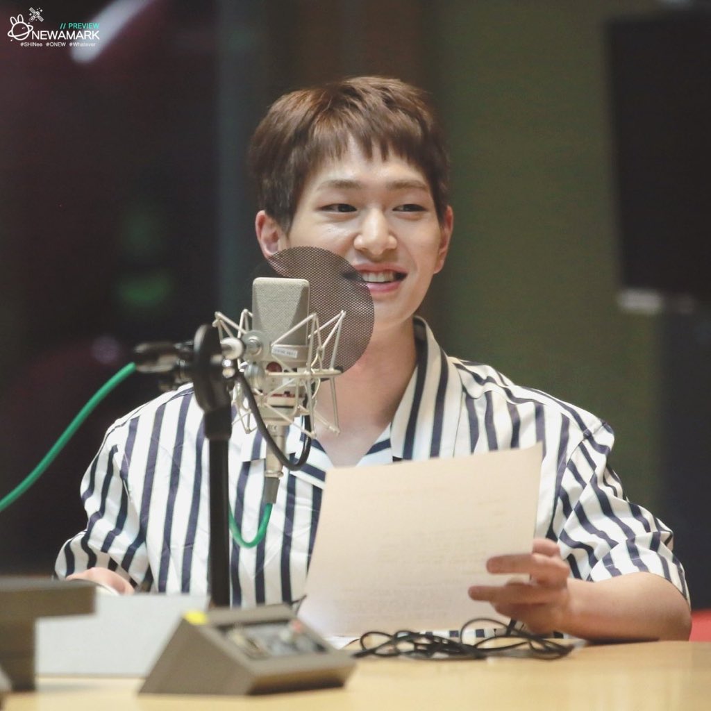  D-17 ONEW’S BACK dearest jinki,i missed your voice so much, jinki  we are really excited to see you as well. i became your fan while you’re in the military, knowing that you’re coming back makes me incredibly happy  please eat well and do take care! yours,triz