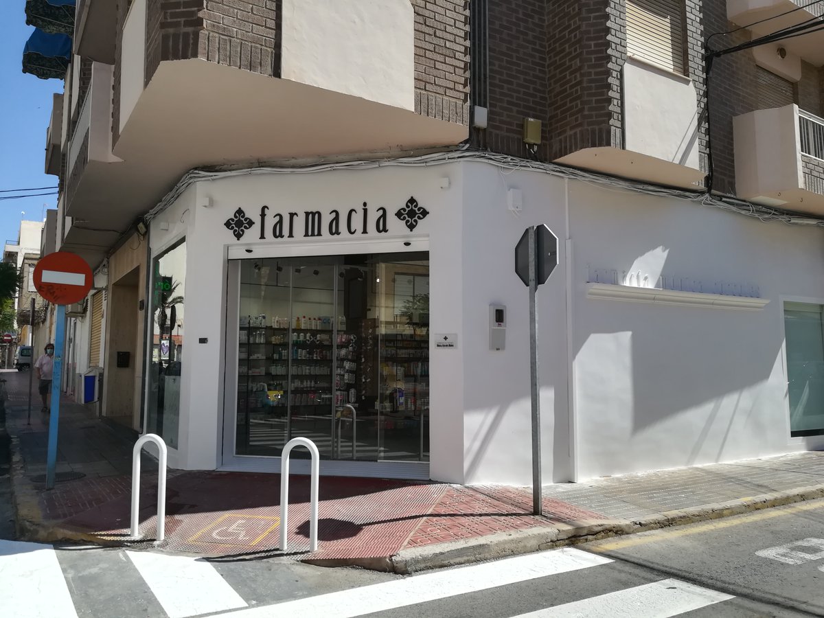 fmcorcoles's tweet photo. Nuestra Farmacia
¡Buenas tardes!
Aquí tenéis nuestra nueva farmacia. Misma ubicación pero reformada de arriba a abajo ;)
Estamos encantadas con la nueva imagen y deseando que vengas a vernos y la veas. https://t.co/yFbVR9ajWf