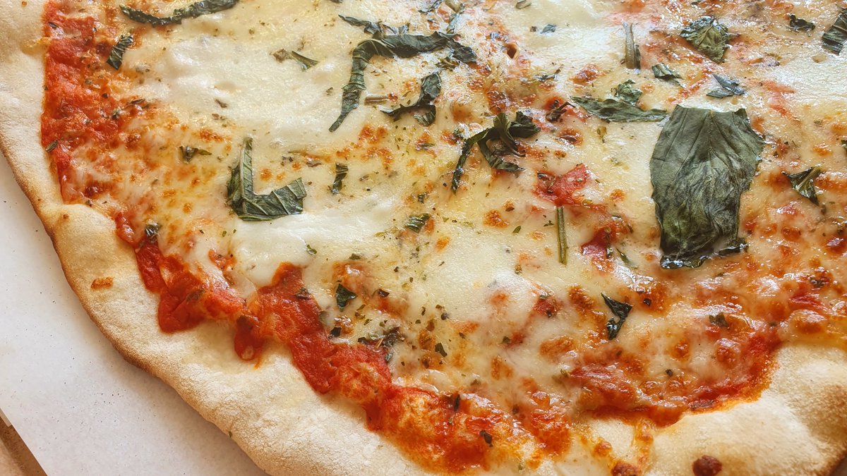 Capoccis_'s tweet photo. One of our most popular dishes, we've perfected our Margherita pizza 🍕 With only the best &amp; most authentic ingredients, it's a favourite for a reason!

Find us on @Deliveroo &amp; @JustEatUK 👉 

https://t.co/G7aNDU1btE 
https://t.co/8wMeBbdbss

Credit @elsaeats https://t.co/DqaVYyDrSr