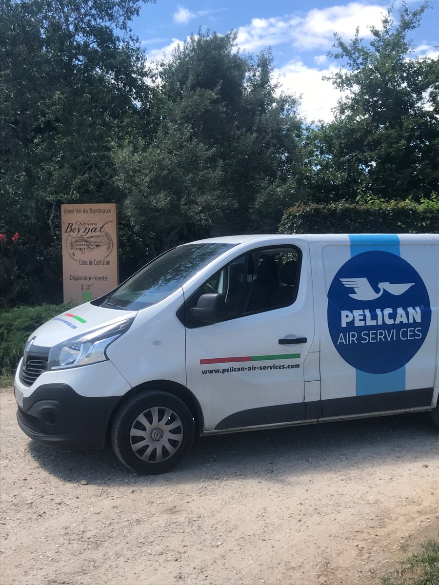 Pelican_AS's tweet photo. Cette semaine installation de la solution Pelican Air Services aux Château de Parenchere, Château Beynat, Château Croix Beauséjour, Domaine de Combet.

Tous ensemble soyons ambassadeurs des @BergeracVins &amp; @VinsdeBordeaux  à travers le monde 🍇✈️🌍 https://t.co/KvYbtURFhZ