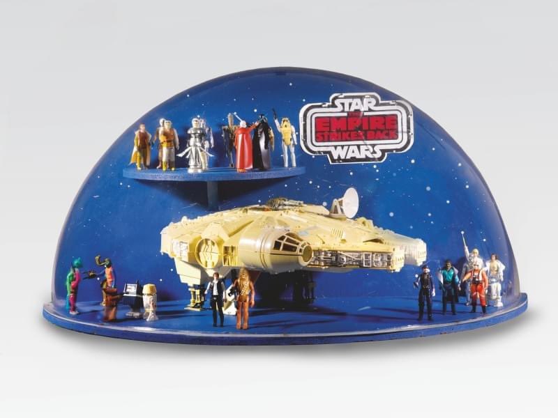 swtvrpodcast's tweet photo. In Ep. 73 we discussed a store display that recently sold in a Sotheby's auction. Described as "THE EMPIRE STRIKES BACK, TOY FIGURES AND MILLENNIUM FALCON TOY SHOP DISPLAY, BRITISH, c. 1980". Hear more on the show! 👇

📺Ep. 73 on Youtube📺
https://t.co/lvNfx8UquJ https://t.co/KOcZvUIagd