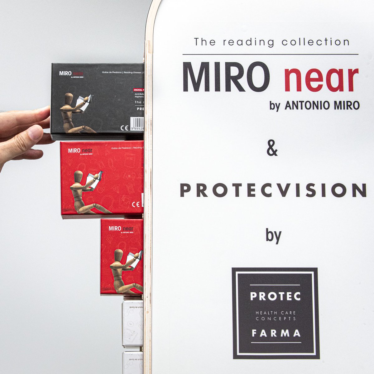 AgenciaOma's tweet photo. Projecte de Disseny

Disseny de la imatge gràfica i packaging per Miro Near de Protecfarma. Una petita mostra de la gran feina del nostre equip de disseny ❤️

Descobreix més a https://t.co/efUatZopEh https://t.co/8B8aNSHgCP